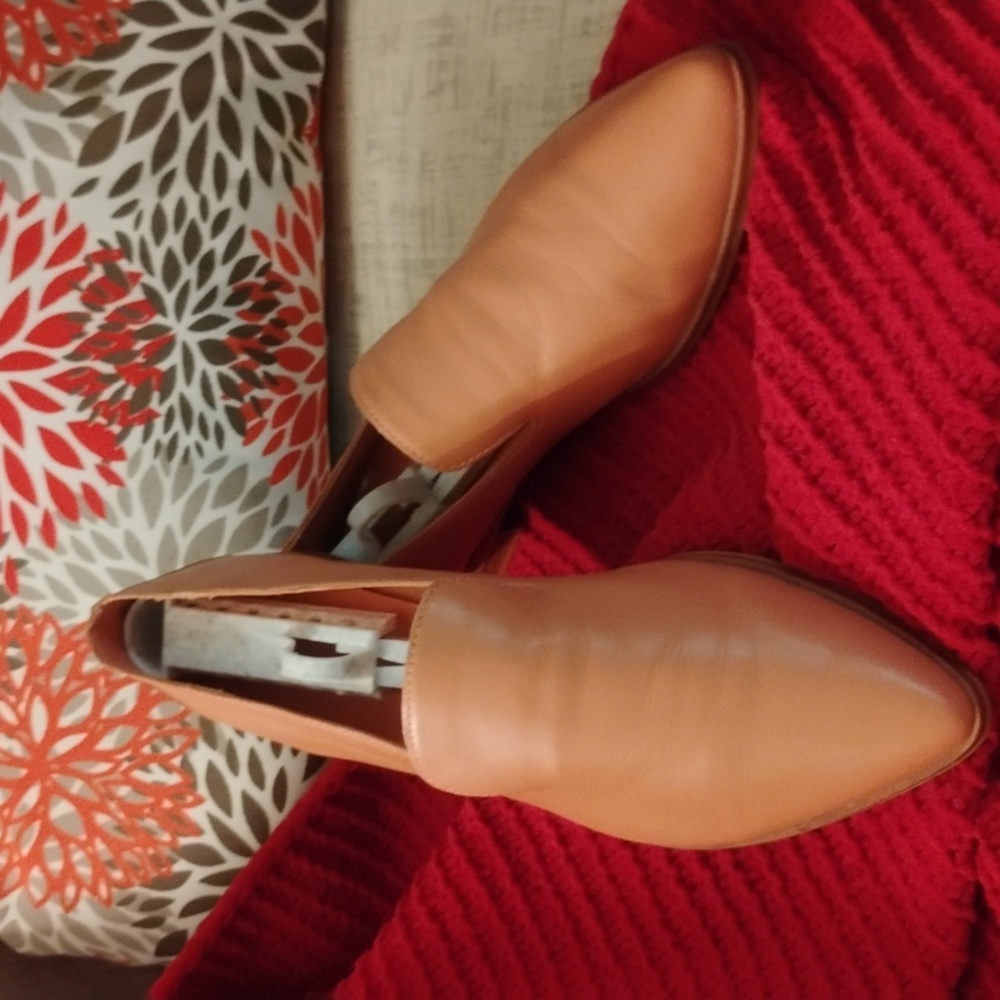 Treasure & Bond Kena Coral Leather Flats - Picture 8 of 9